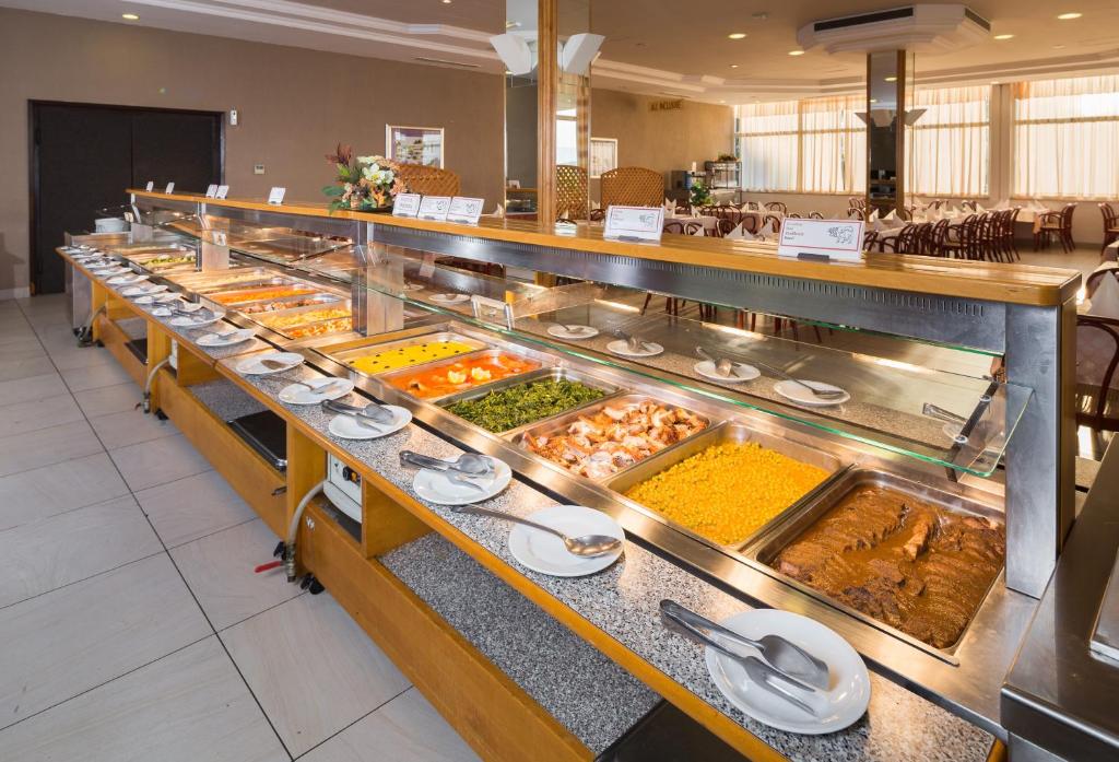 Hotel Hvar 3* I Doživite autentični mediteranski ugođaj u Jelsi gdje priroda i more pričaju svoju priču!