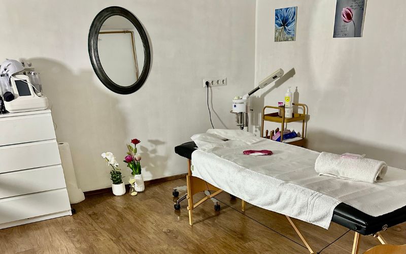 Potpuna relaksacija i obnova energije – masaža vlasišta, lica i cijelog tijela u Studio M Creations!