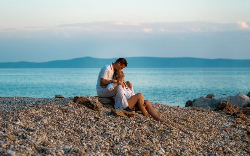 Alemaris Resort 3* – zakoračite u mirniju stranu Dalmacije i uživajte u jesenskim danima uz more, borovu šumu i prekrasan ambijent Baškog Polja!