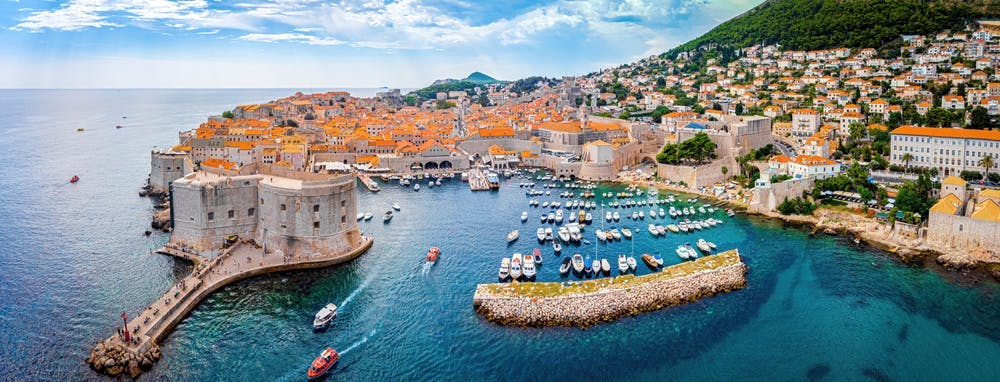 Hotel Uvala 4*, Dubrovnik – otkrijte čari luksuznog odmora uz predivne jadranske pejzaže, vrhunsku udobnost i autentični mediteranski ugođaj!