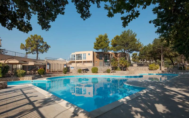 Hotel Grande Casa 4* u Međugorju nudi elegantan odmor uz vrhunsku uslugu, toplu atmosferu, profinjen stil i potpunu udobnost!