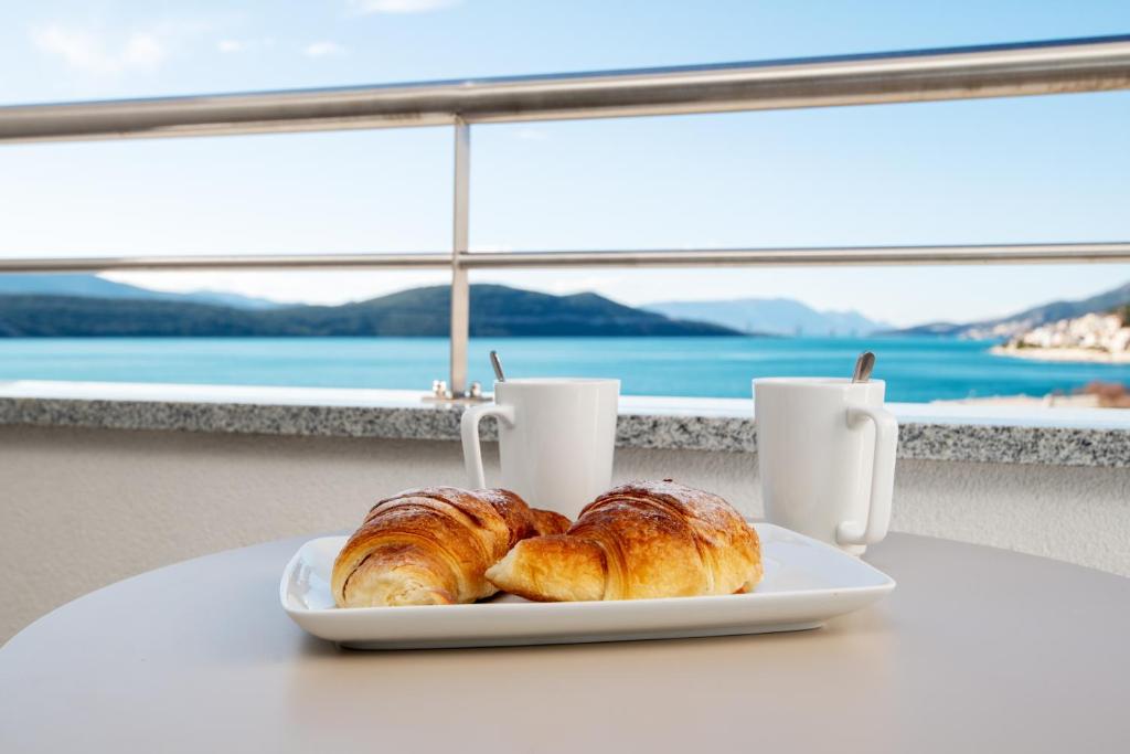 Morski ugođaj, mirisi ljeta i pogled na more čekaju Vas u hotelu Sunce 4* u čarobnom Neumu!