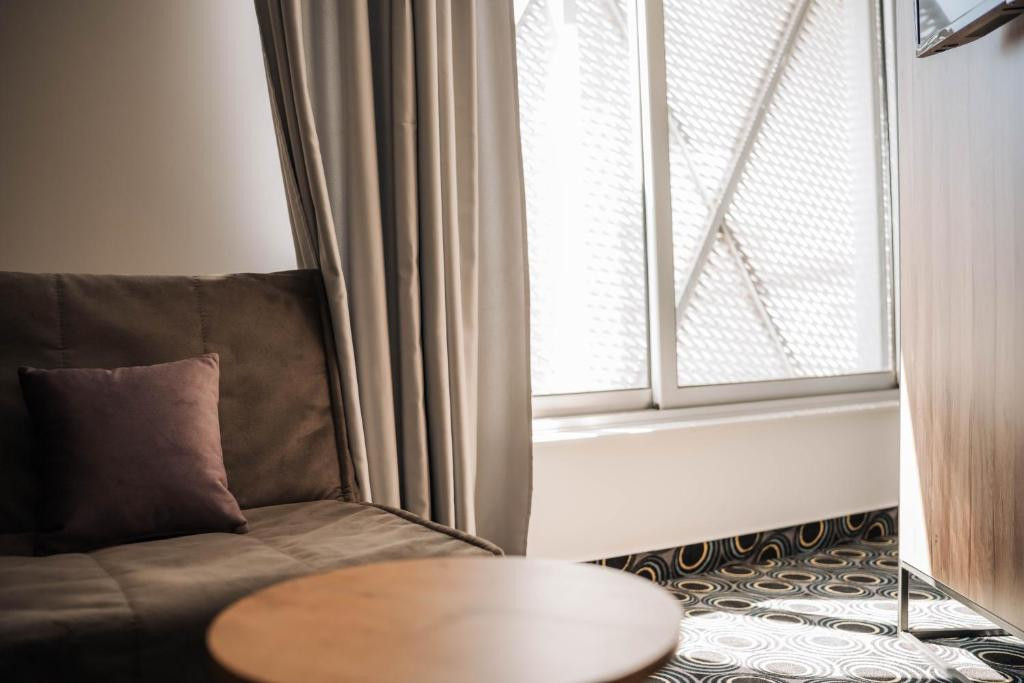 Posjetite najljepši grad na Neretvi | Priuštite si trenutke za pamćenje uživajući u odmoru u gradskom hotelu unikatnog dizajna, Carpe Diem 4* u Mostaru!
