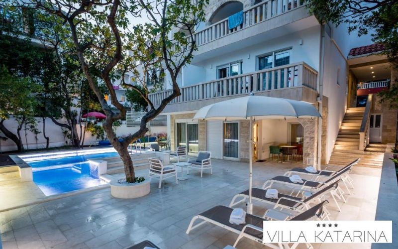 Uživajte u odmoru iz snova u Villi Katarina 4* na Makarskoj rivijeri, okruženi buđenjem prirode, mirisom mora i toplinom mediteranskog sunca!
